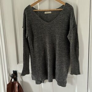 Abercrombie and fetch sweater size extra small /small